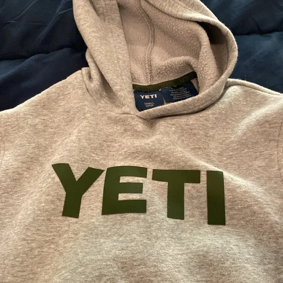 Grey YETI sweatshirt with olive green lettering. Size Small - Picture 3 of 6